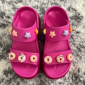 Crocs mega crush sandals juice w8